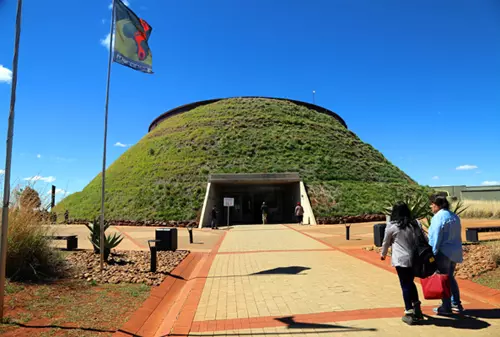 Maropeng and Sterkfontein Caves